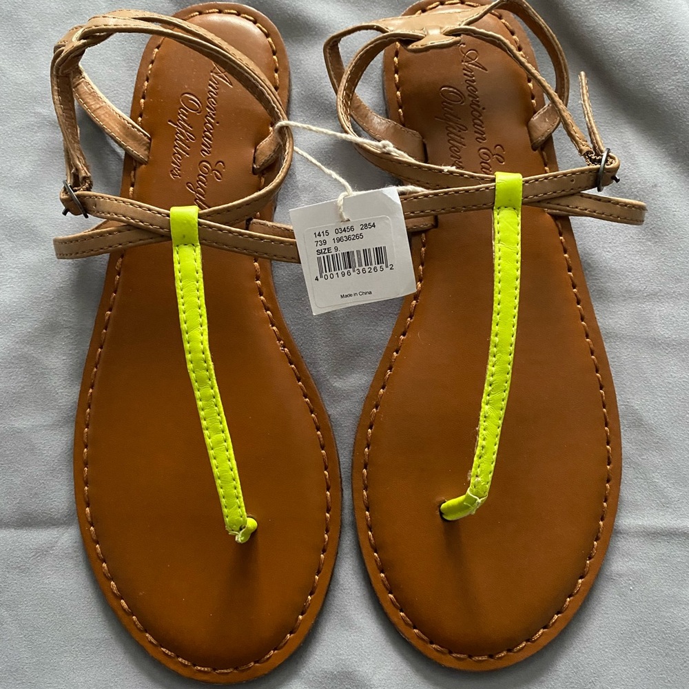 NWT American Eagle Sandals Size 9